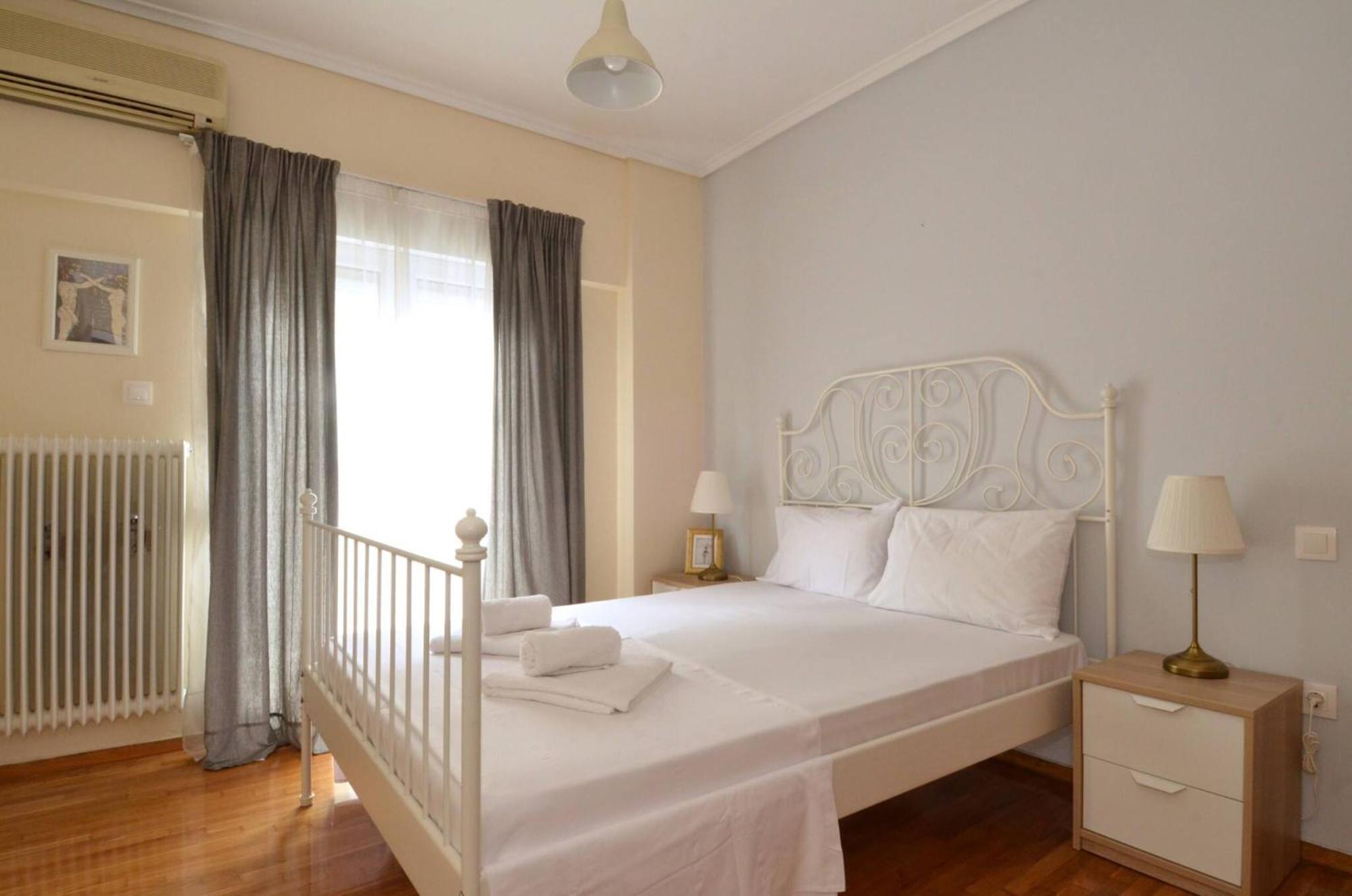 Exarchia, A Nice And Cozy Apartment Atenas Exterior foto